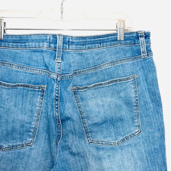 Universal Thread High Rise Slim Straight Leg Crop Light Wash Jeans 16 Women’s - Picture 8 of 13